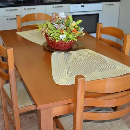 Ada's Gasthuis Gjirokastër