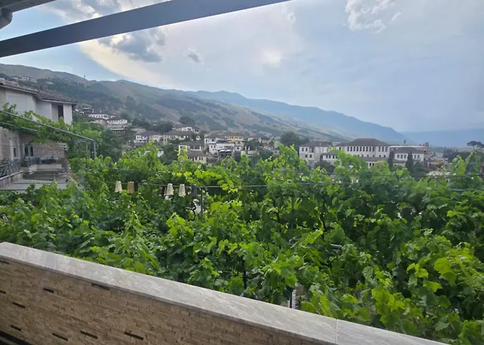 Ada's * Gjirokastër